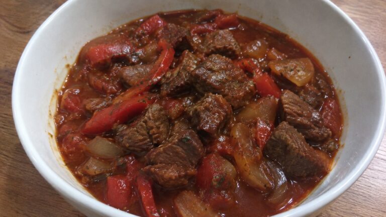 Delia Smith Beef Goulash Recipe